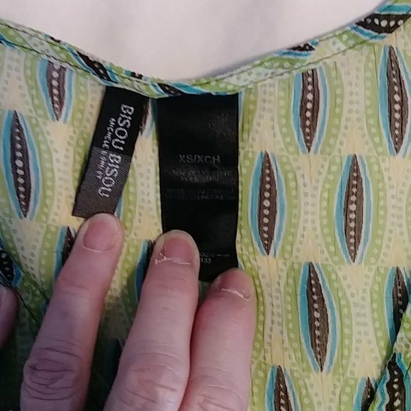 Bisou Bisou womens sleeveless top - Picture 4 of 5